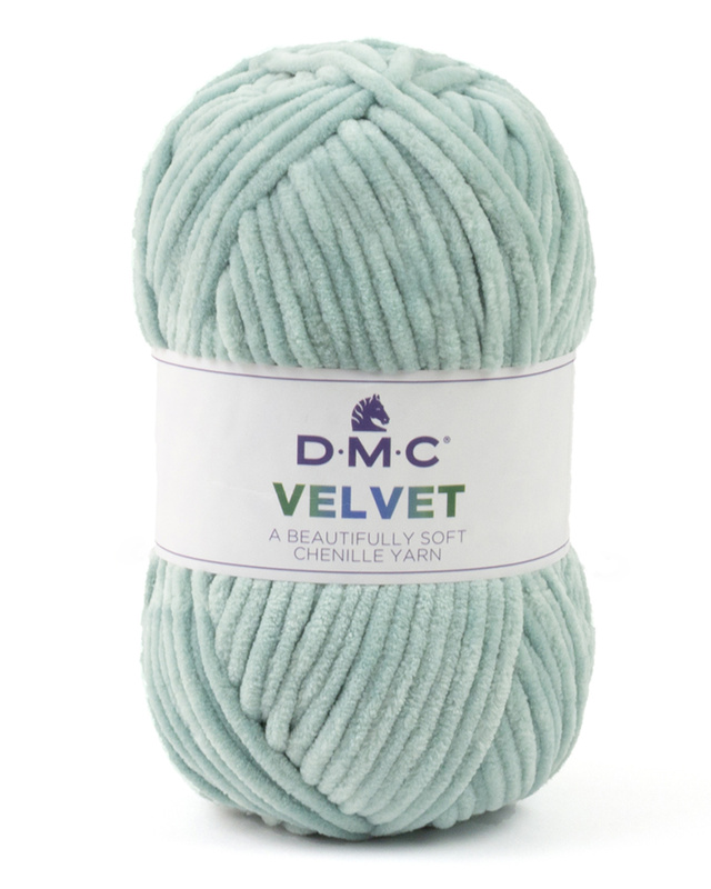 DMC Velvet Chenille 100g Grön014, se vårt sortiment av heminredning, garn & tyger. Alltid till bra priser.